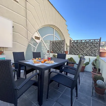Happy Family Apartments The Roof Génova Exterior foto